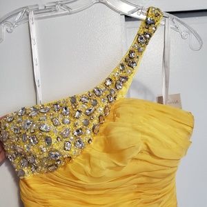 New Yellow Sequin Prom/Homecoming/Wedding Dress